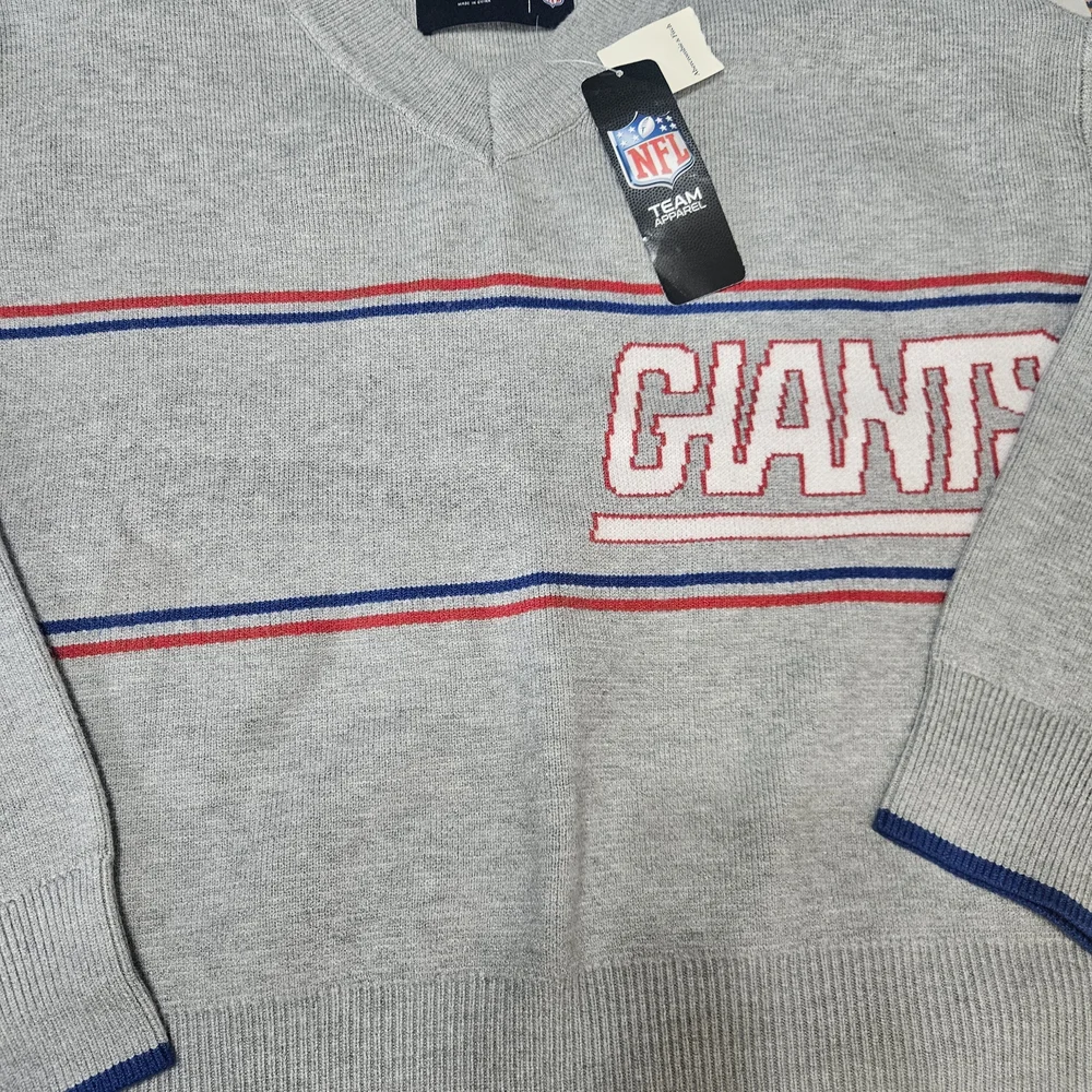 Abercrombie & Fitch Gray and Blue Sweater - Picture 3 of 3